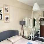 Apartmán Comfy - Spacious Flat On The Kadikoey Seaside *