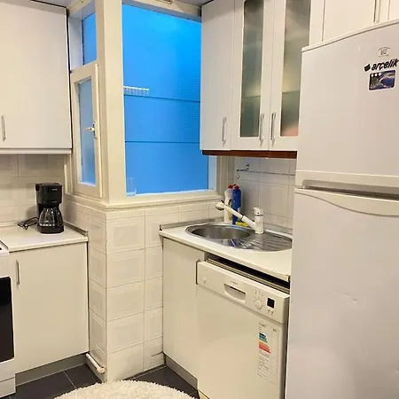 Lägenhet Comfy - Spacious Flat On The Kadikoey Seaside *