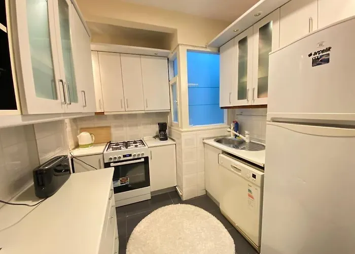 Comfy - Spacious Flat On The Kadikoey Seaside Lägenhet *