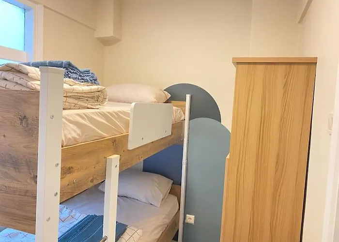 Comfy - Spacious Flat On The Kadikoey Seaside