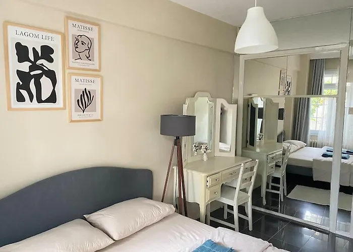 Comfy - Spacious Flat On The Kadikoey Seaside Lägenhet *