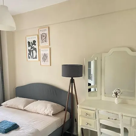 Comfy - Spacious Flat On The Kadikoey Seaside Apartmán *